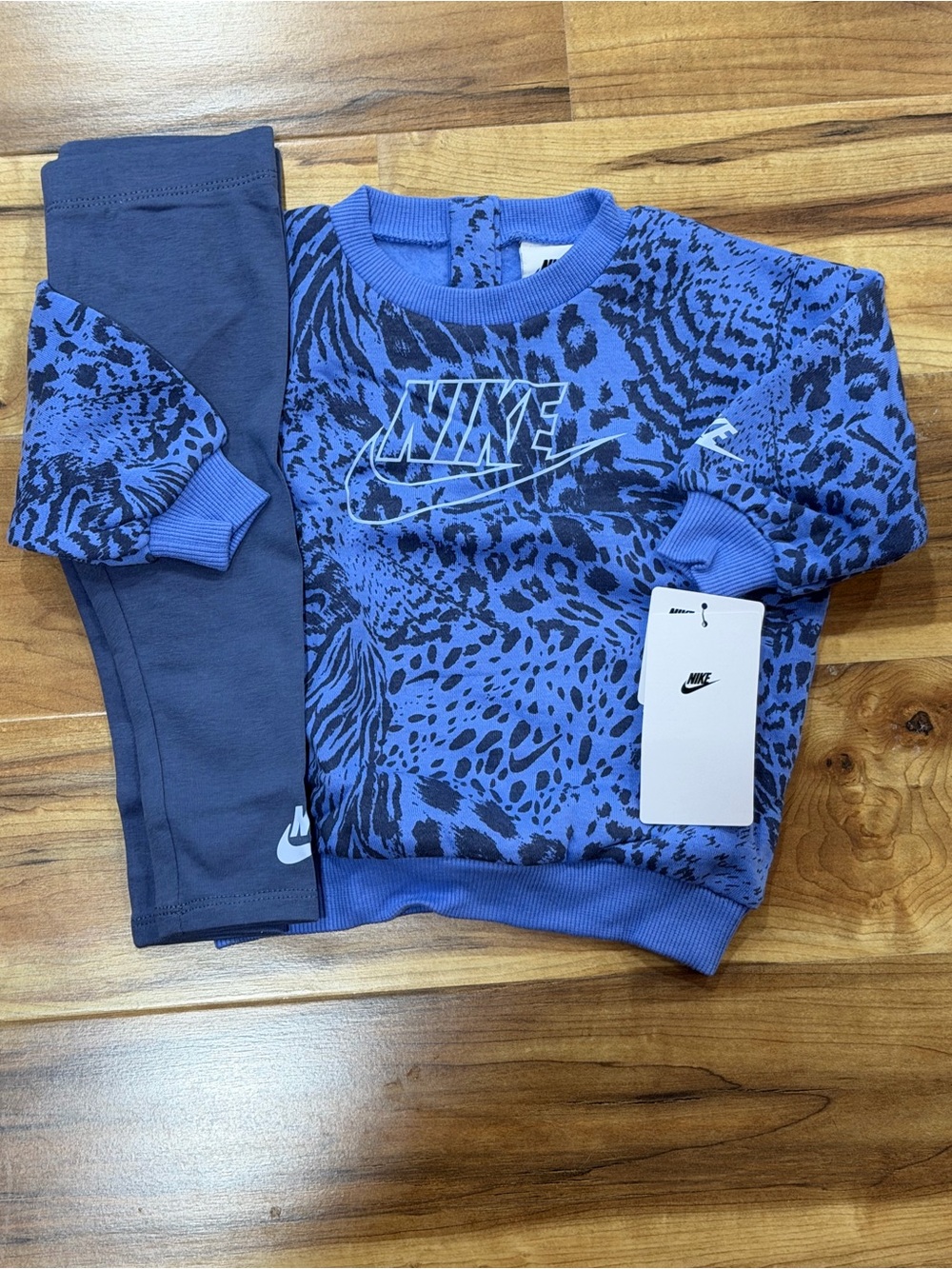 Nike Girls 12 Months Blue Animal Print Sweatshirt & Navy Leggings Set, New